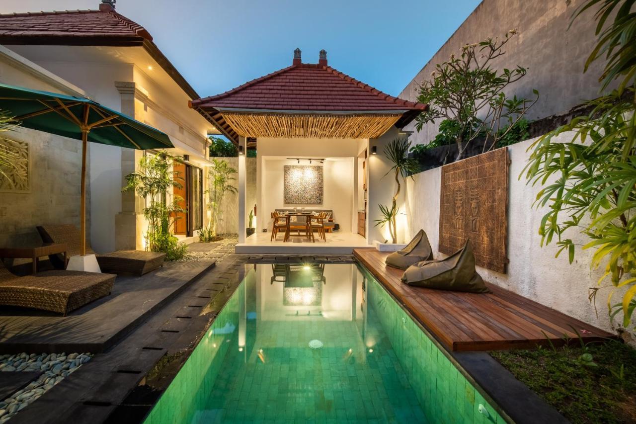 Banua Seminyak (Bali)